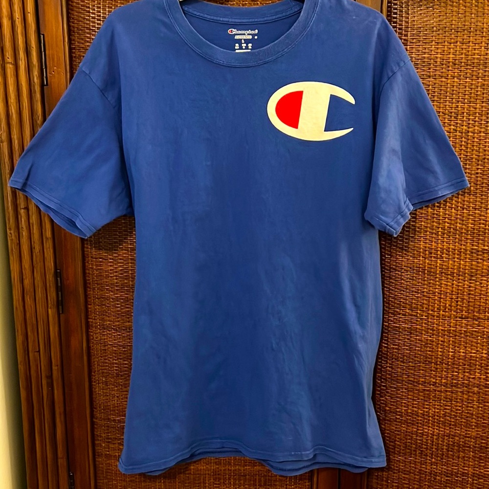 AUTHENTIC CHAMPION CLASSIC TSHIRT•MENS SIZE L